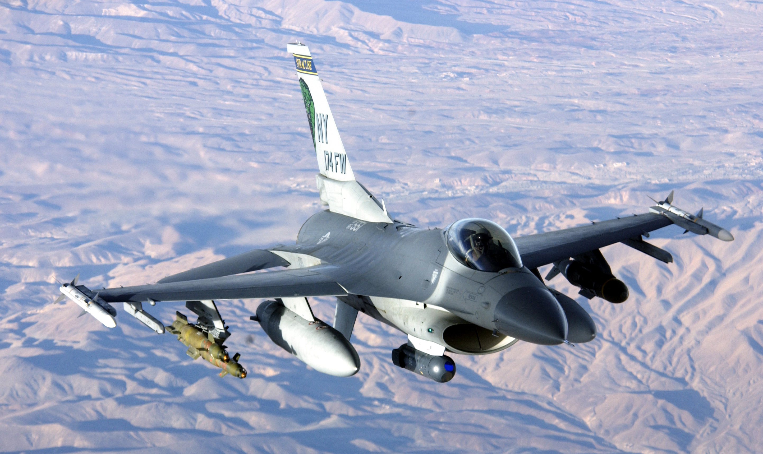 F-16 Fighting Falcon (2003)